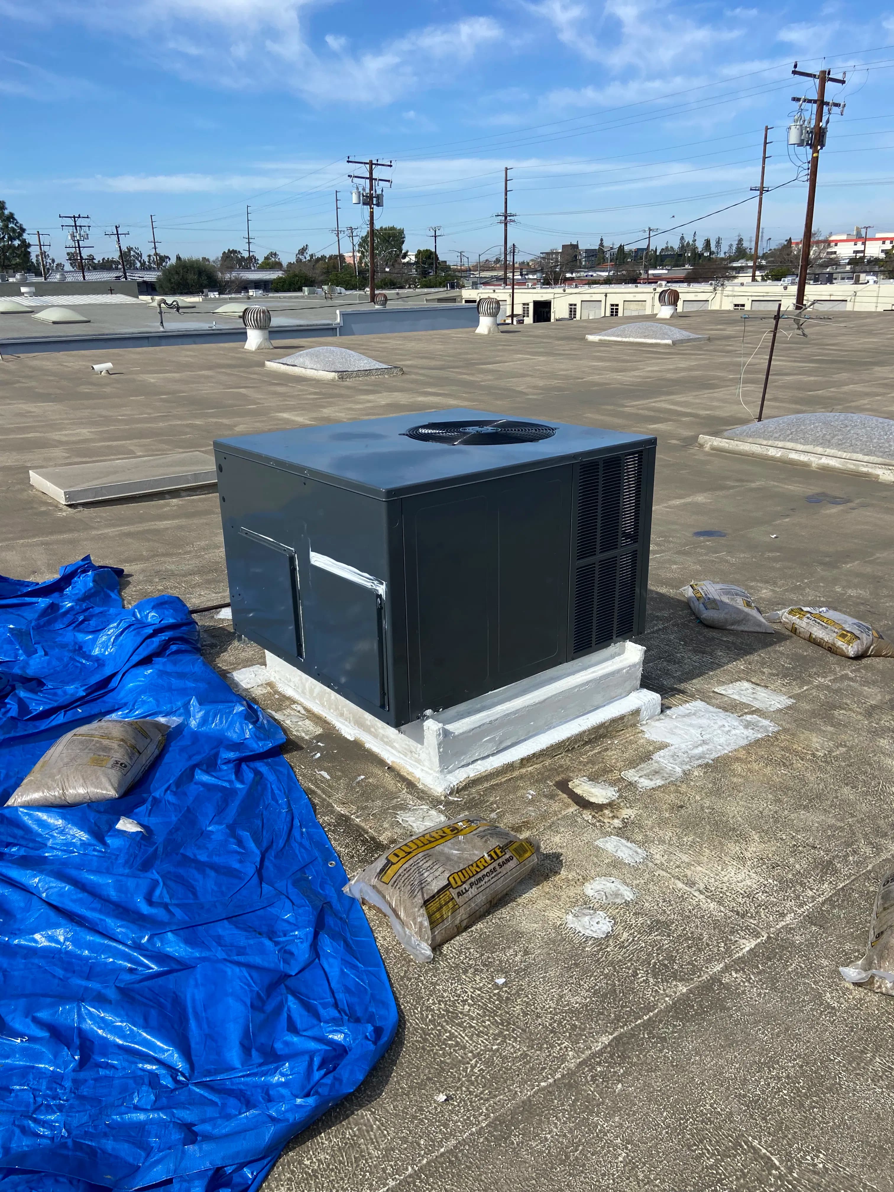 Project Rooftop Package Unit Replacement for a Local Commercial Building image