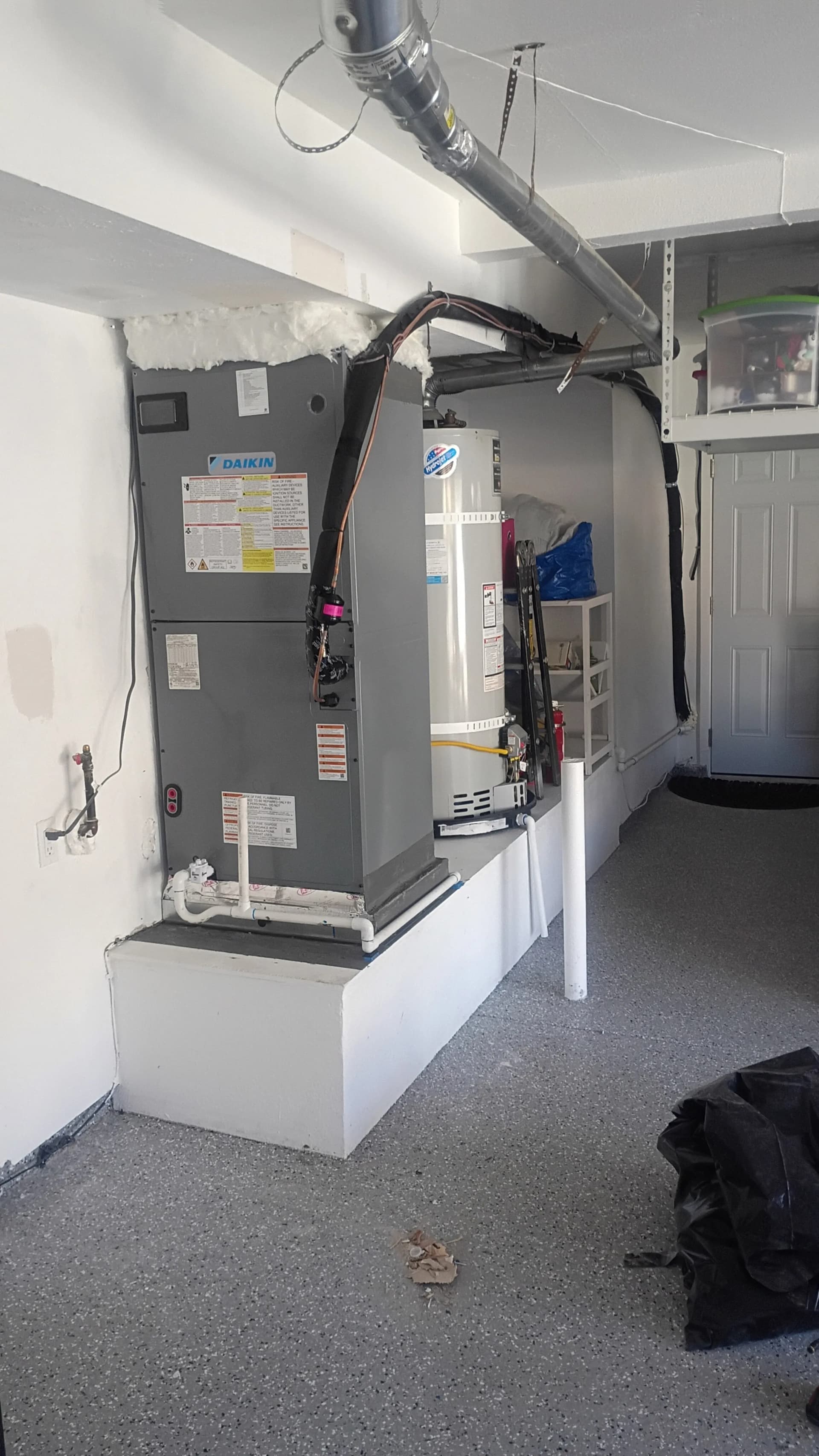 Gallery photos for Daikin Fit System Swap - Old Unit Out, New Efficiency In: Image #2