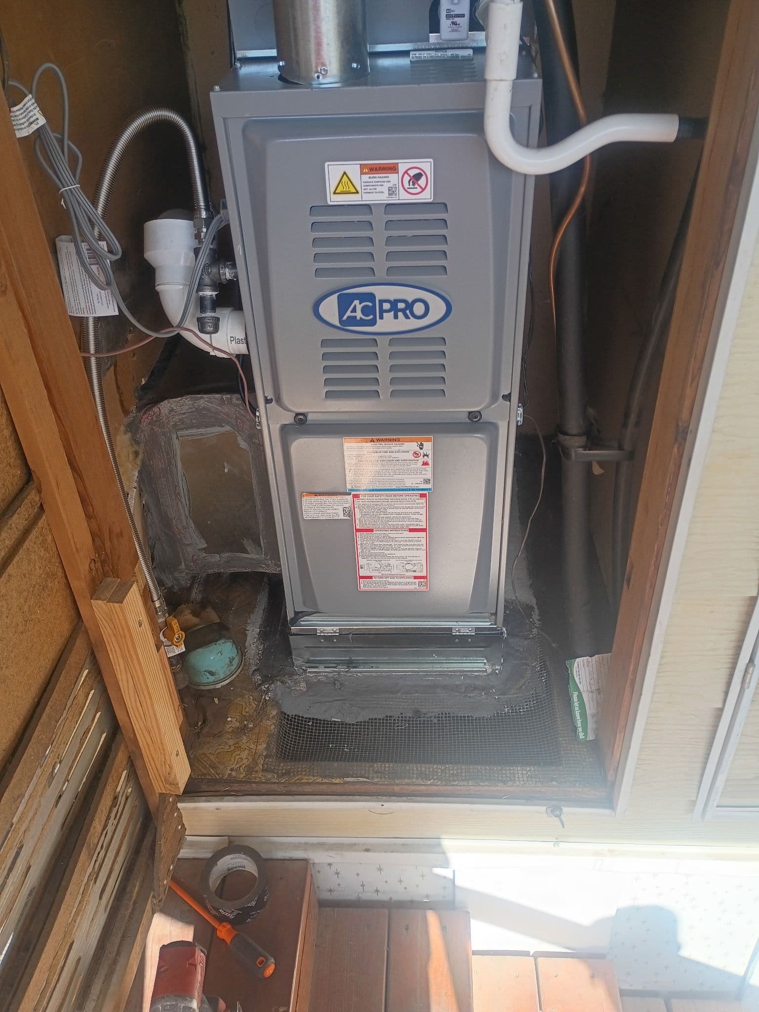 Project New Furnace and Coil Install Paired With an Existing AC System image