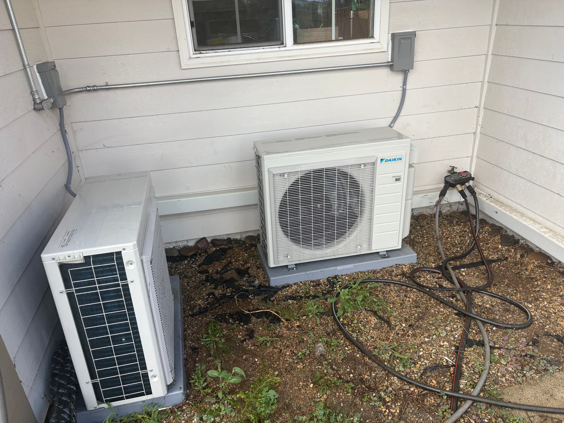 Before and After Mini Split Coil Cleaning That Actually Matters image